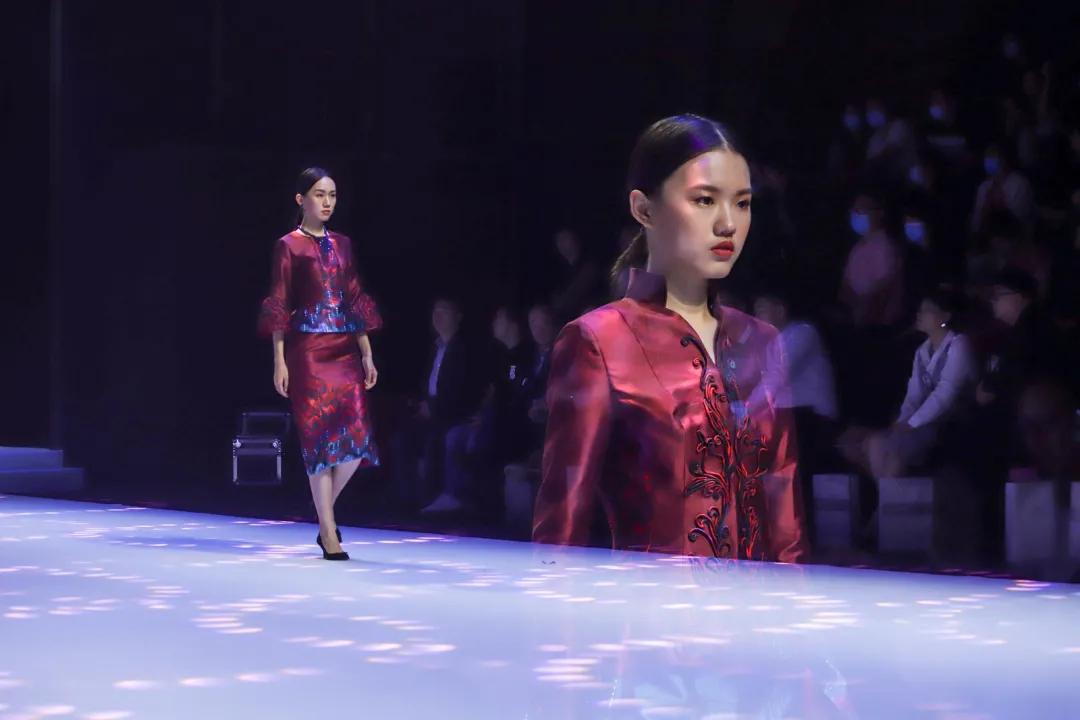 卖萌可爱图片女生头像(精选22张)
